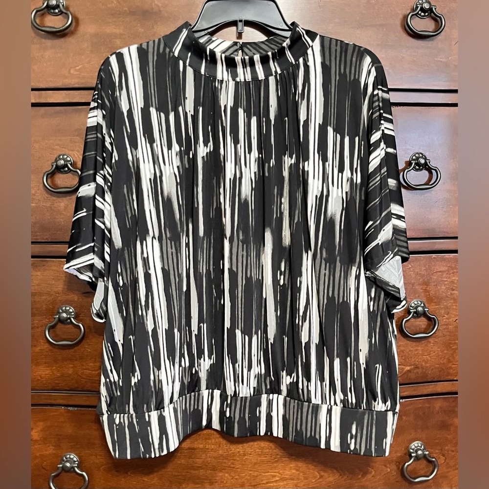 Worthington Monochrome Brushstroke Blouse